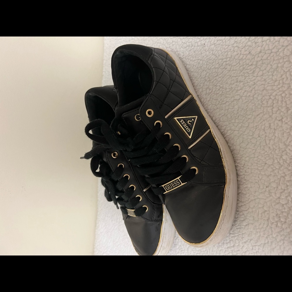 Guess shoes black and gold.